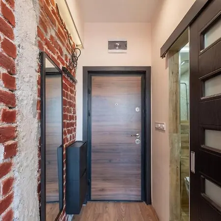 Apartment Hip Studio With Panoramic Views, Top Center