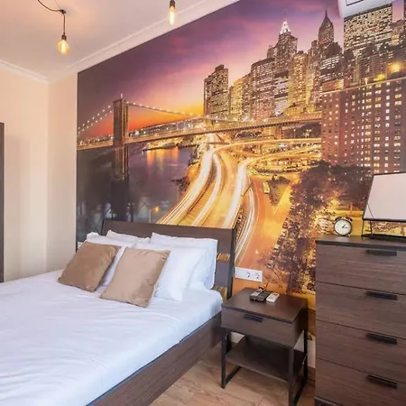 Hip Studio With Panoramic Views, Top Center Sofía